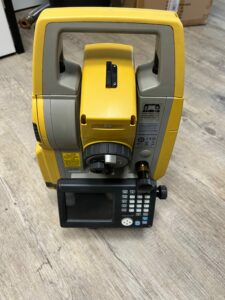 TOPCON STATION TOTALE ROBOTIQUE DS103AC 3" + GNSS HIPER V – Image 4